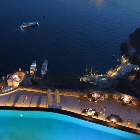 Bordeaux 5* 산토리니