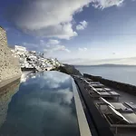 Bordeaux Hotel Fira (Santorini)