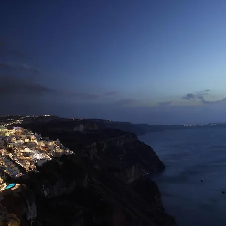 Bordeaux 5* Fira (Santorini)