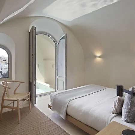 Bordeaux 5* Fira (Santorini)