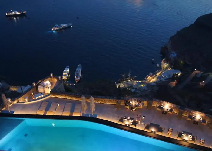 Bordeaux 5* Fira (Santorini)