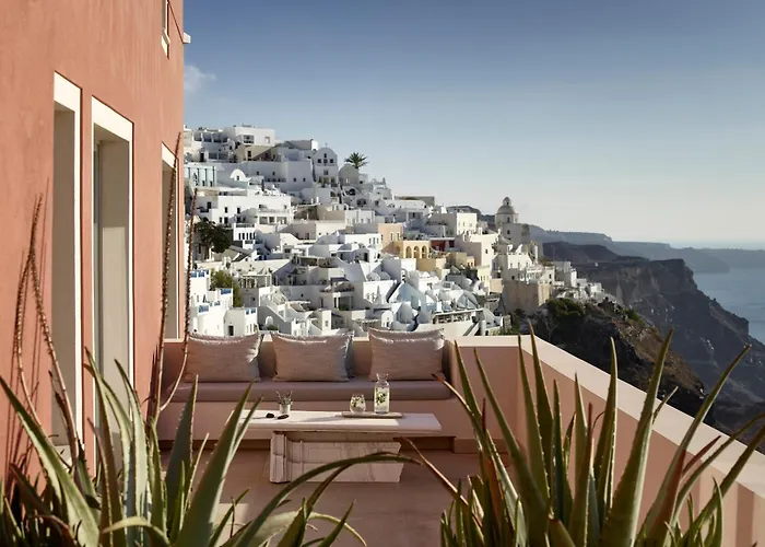 Bordeaux Fira (Santorini)