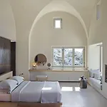 Hotel Bordeaux Fira (Santorini)